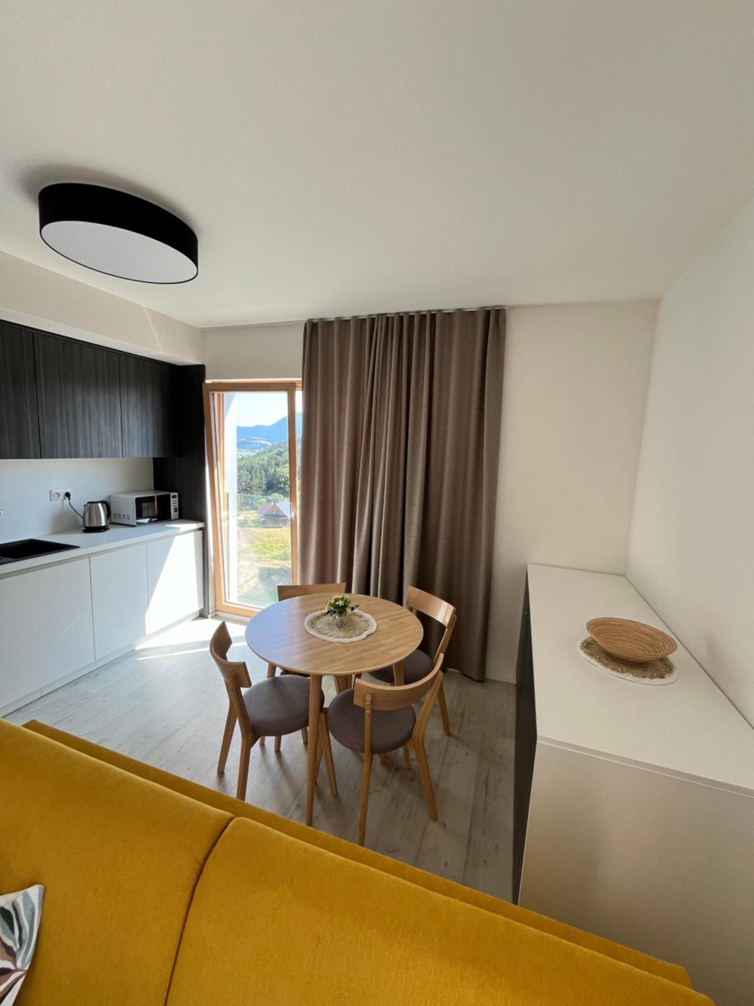 Hillside Y34 Apartment โดลนีคูบีน ภายนอก รูปภาพ