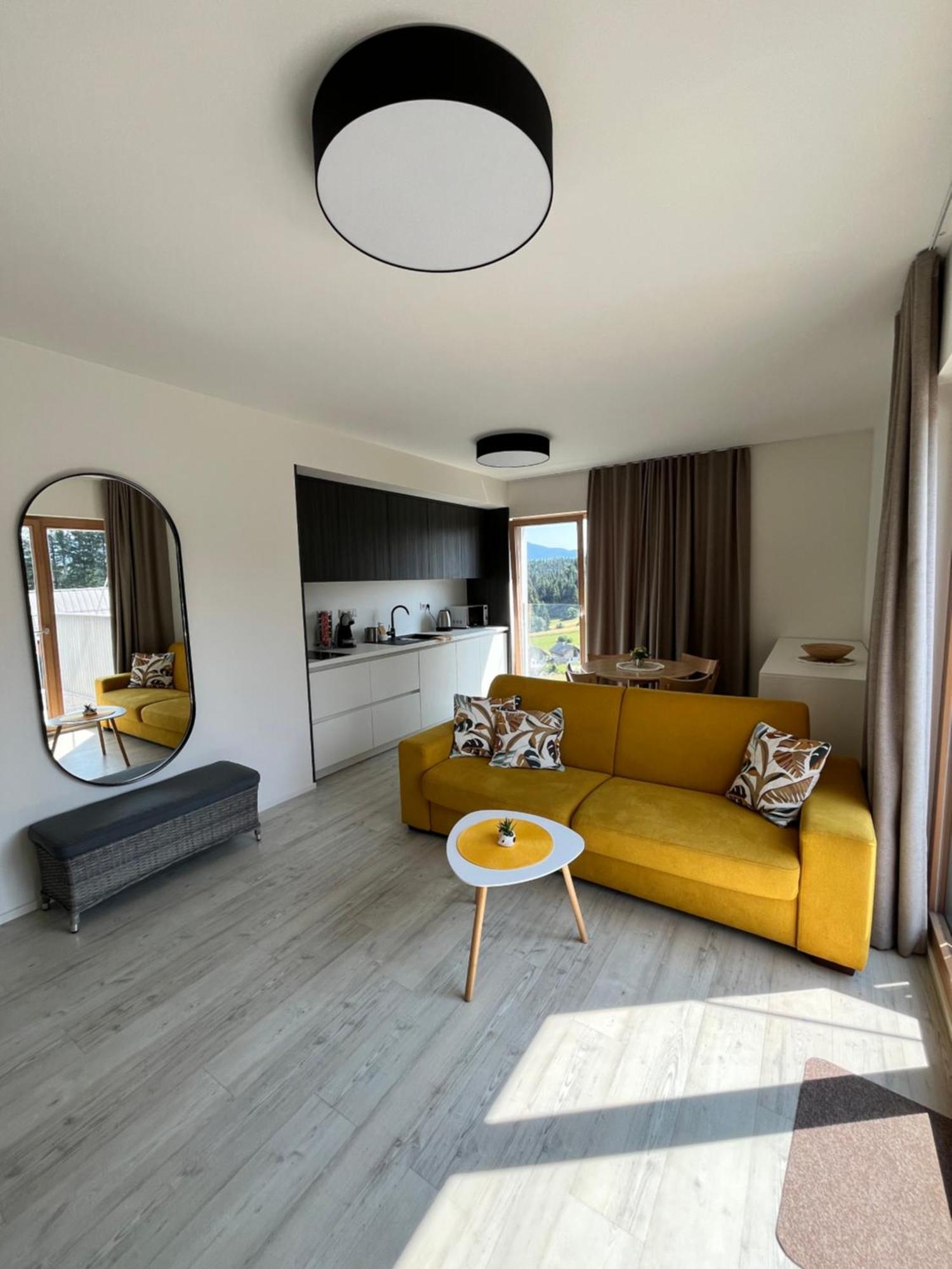 Hillside Y34 Apartment โดลนีคูบีน ภายนอก รูปภาพ