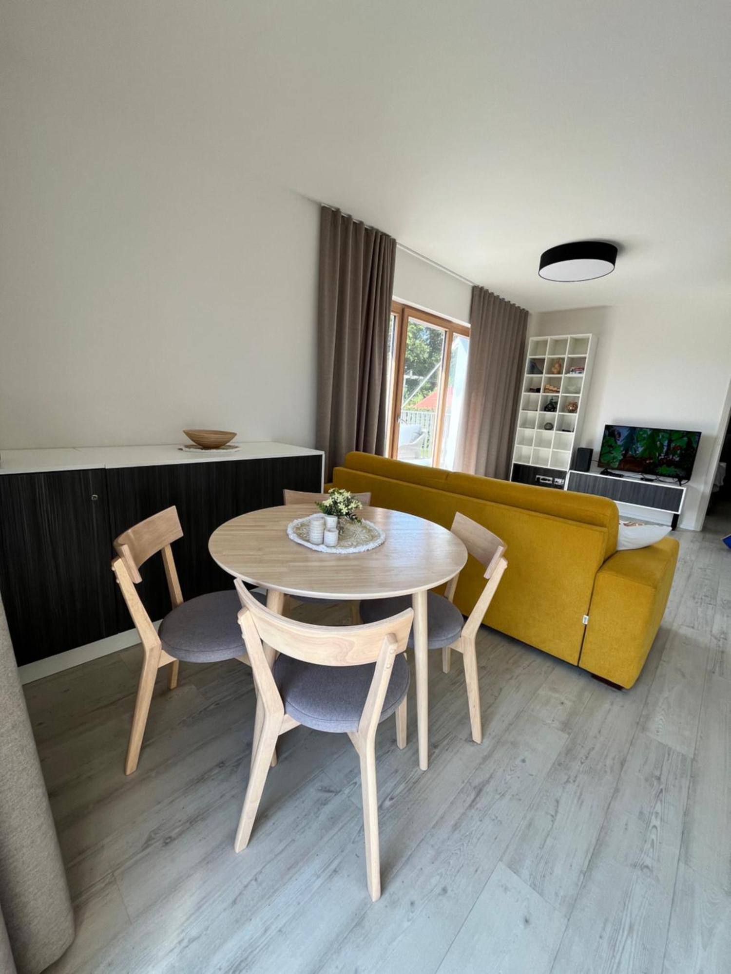 Hillside Y34 Apartment โดลนีคูบีน ภายนอก รูปภาพ